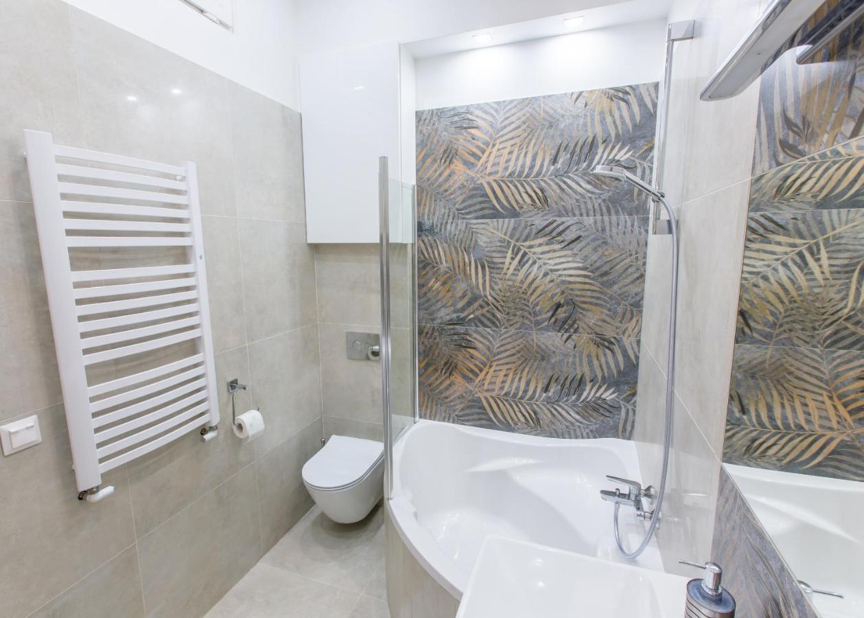 Ar Apartments Краков Экстерьер фото