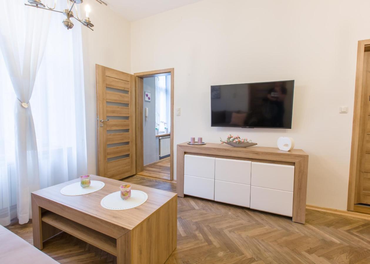 Ar Apartments Краков Экстерьер фото